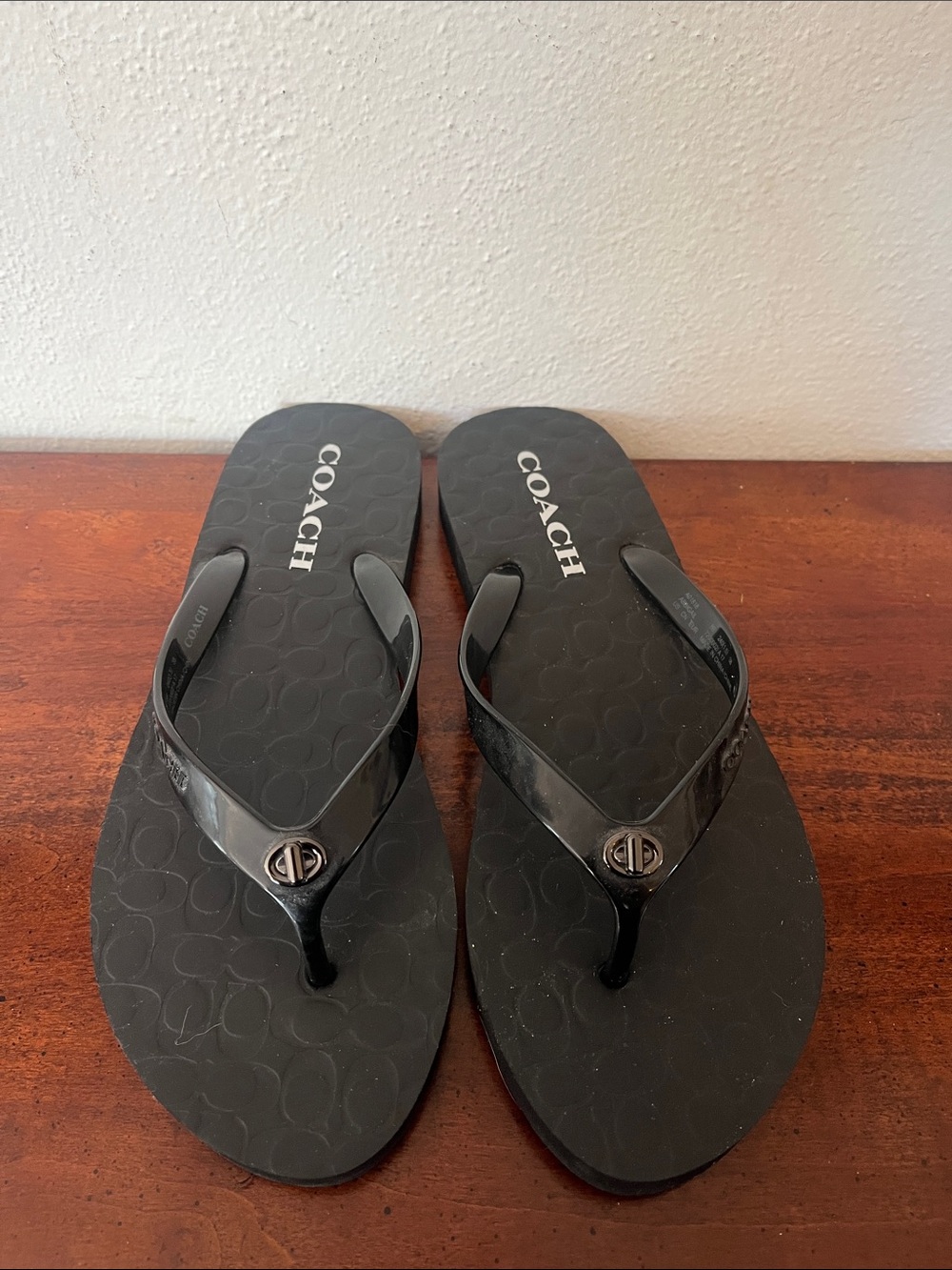 Coach Abbigail Black Logo Jelly Thong Flip Flops Sandals Size 7 / 8 - Picture 6 of 6